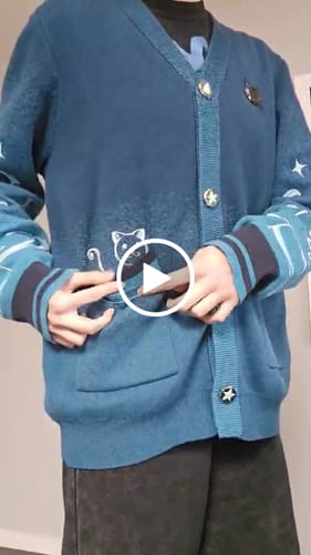 Customer video review of Genshin Cardigan III Preorder