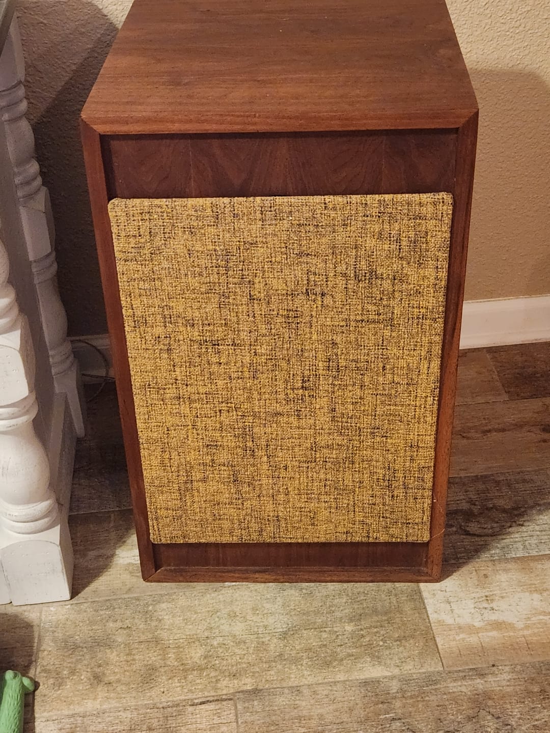 Customer photo review of Retro Speaker Grill Cloth | Multi-Color Linen Fabric
