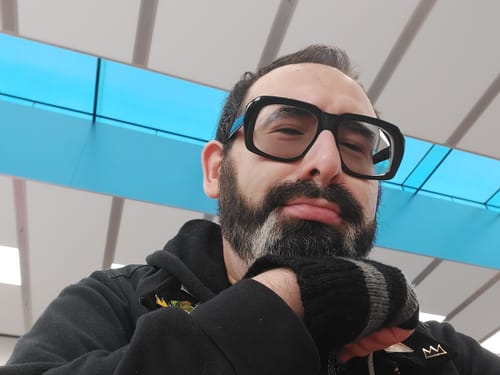 Customer photo review of Goliath - Ultra I Optical (Shiny Black)