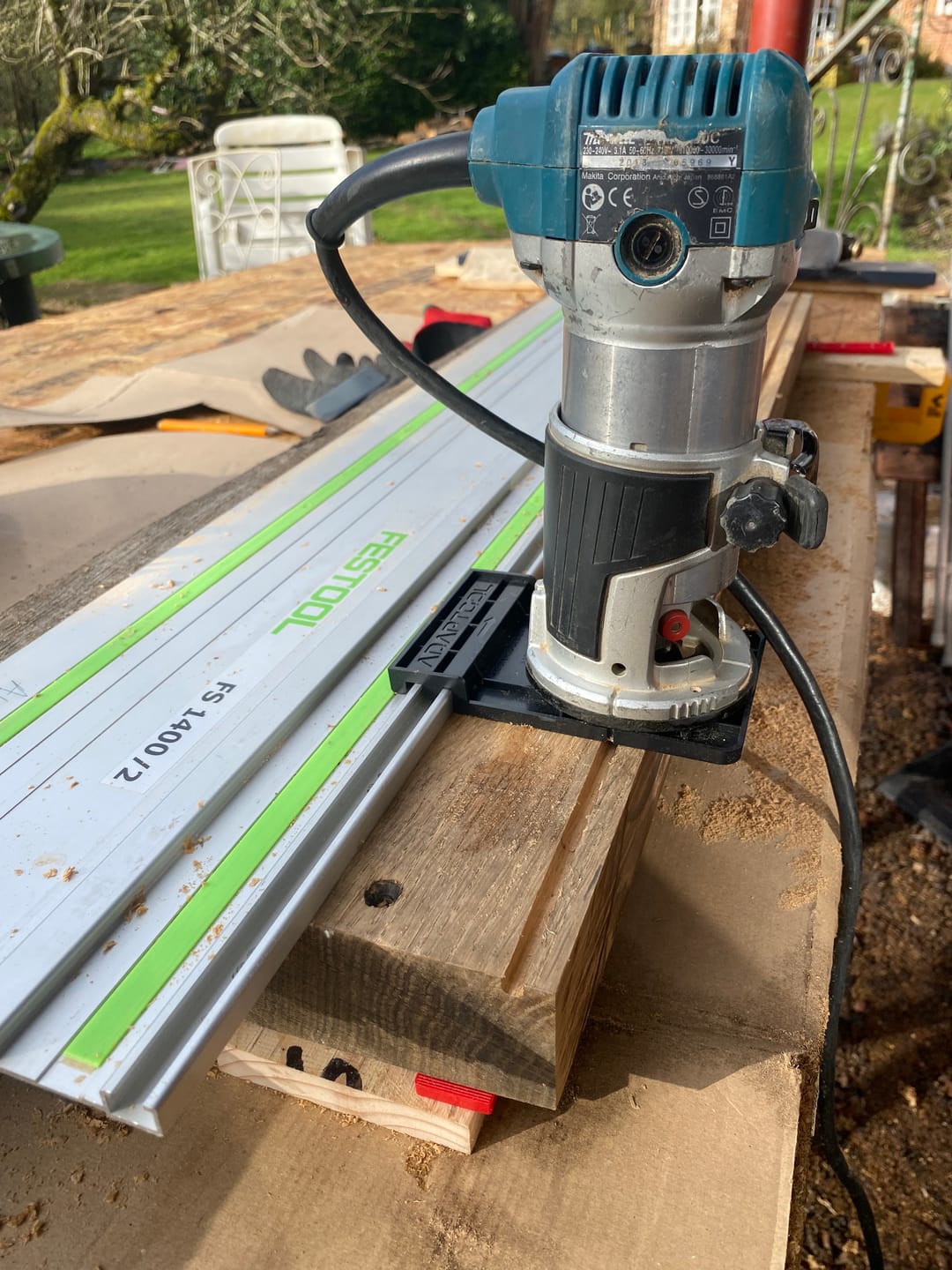 Customer photo review of Makita DRT50 RT0700C Trimmer Guide Rail Adaptor To Festool Guide Rail