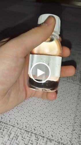 Customer video review of Fragancia TIERRA HÚMEDA