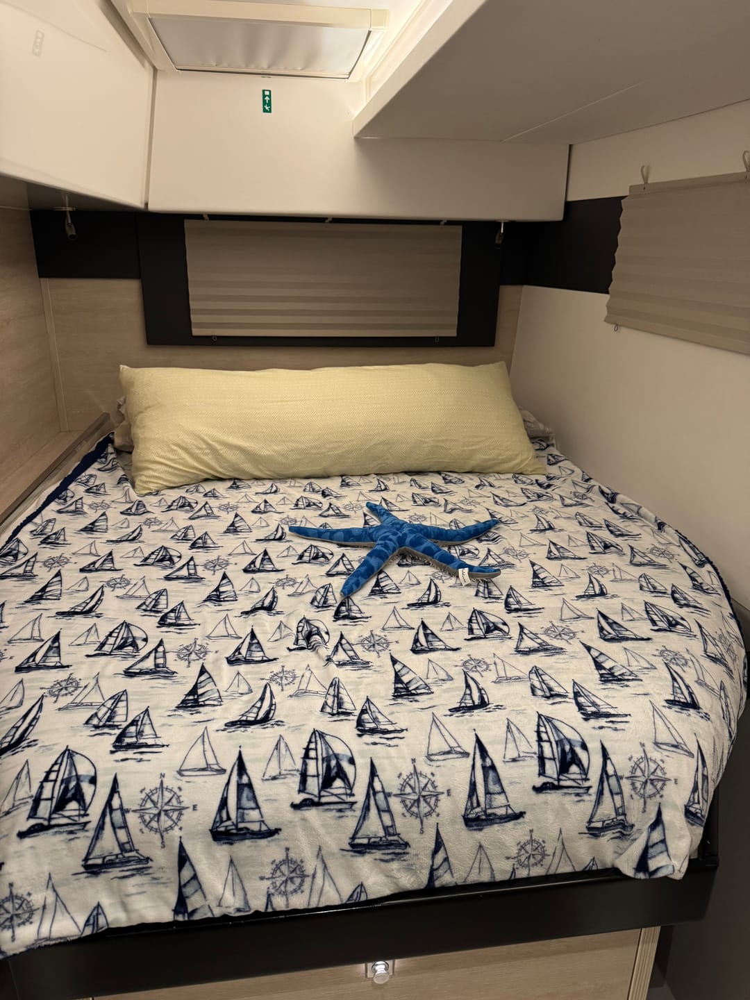 Customer photo review of CinchFit American Made Boat Sheets, RV Sheets, Dorm Sheets 600TC Cotton Shallow Pocket Sheet Sets