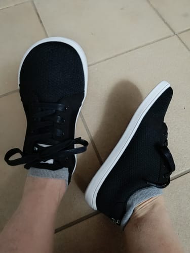 Customer photo review of Roots Casual Negras 2.0