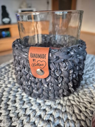 Customer photo review of Kunstleder-Labels mit Chicago Screws - Personalisierte Labels