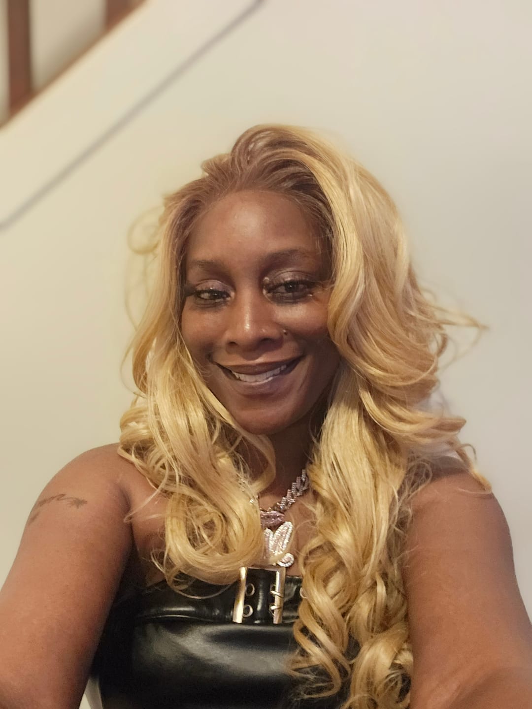 Customer photo review of Sensationnel Cloud 9 Swiss Lace 13X6 HD Lace Front Wig - GLENNA