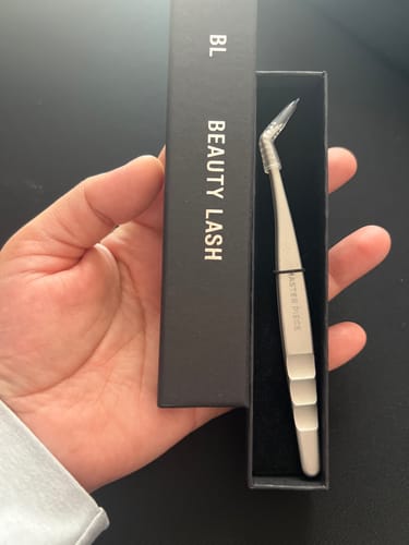 Customer photo review of Master Piece Tweezer