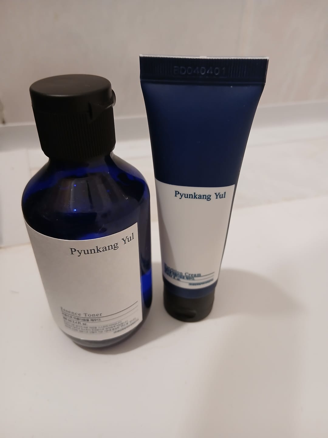Customer photo review of Mitrinošs toniks-esence ar astragāla saknes ekstraktu Pyunkang Yul Essence Toner