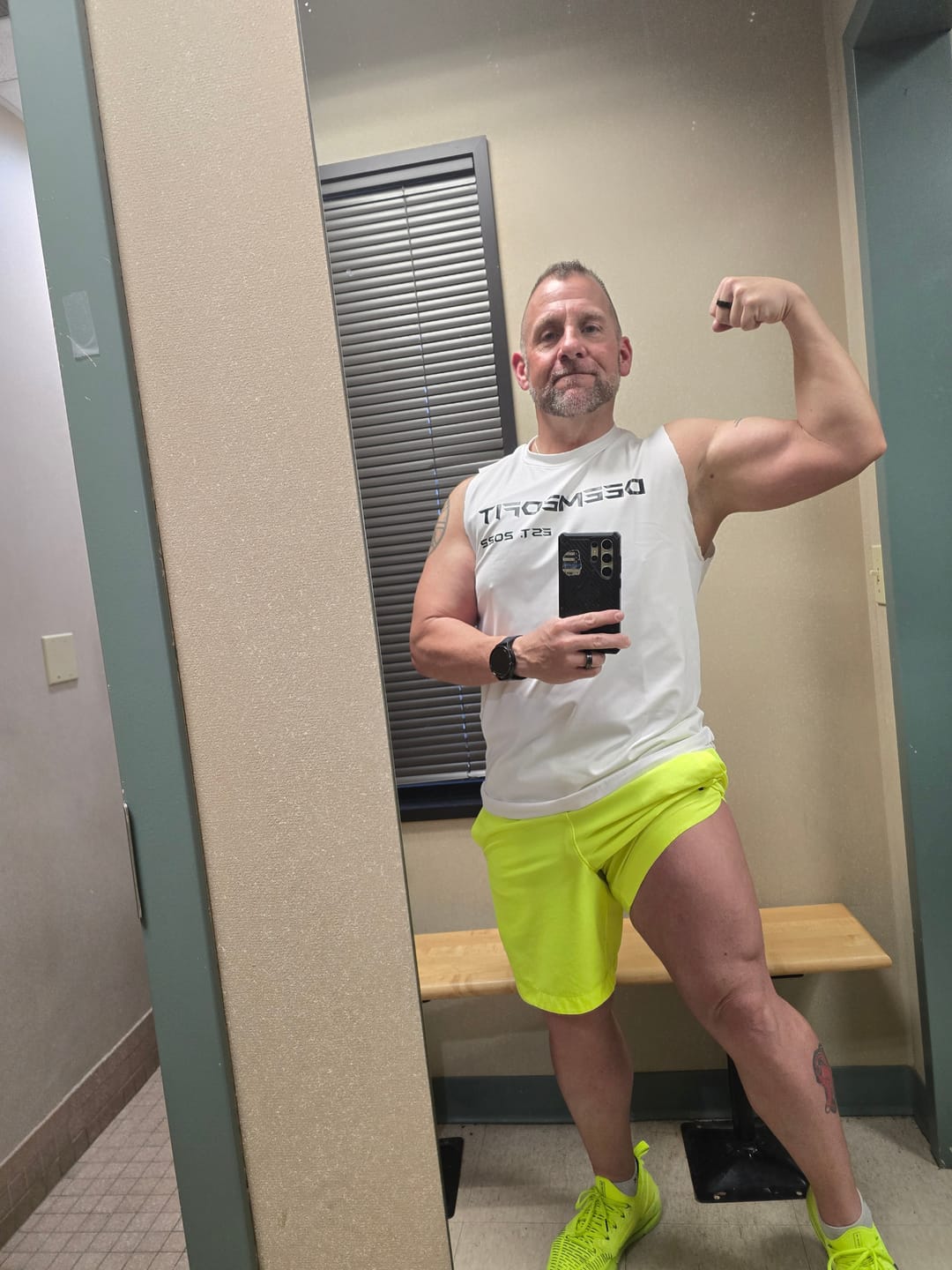 Customer photo review of Men’s Gym Tee “Compellence” - White