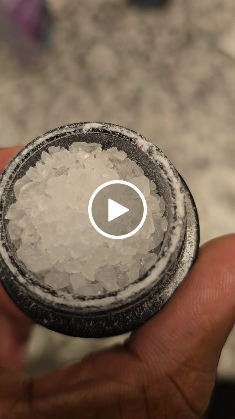 Customer video review of THCa Diamonds