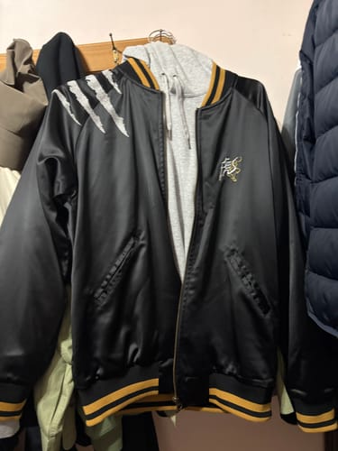 Customer photo review of Roaring Tiger Sukajan Souvenir Jacket