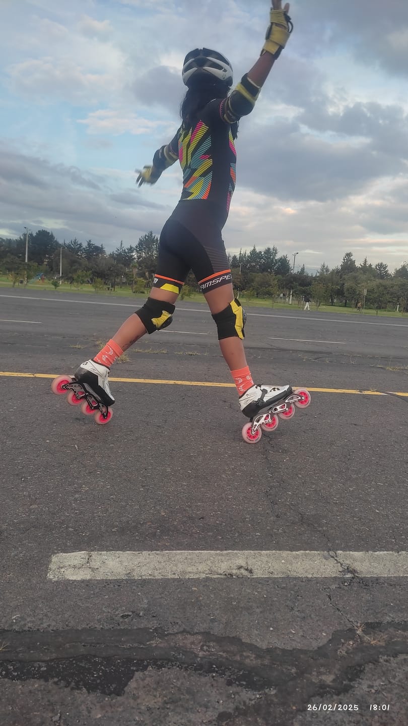 Customer photo review of Jet Inline Speed Skates