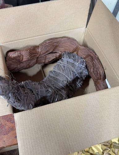 undefined review of Hunting Blind Raffia Grass (Individual) image 1 out of 2