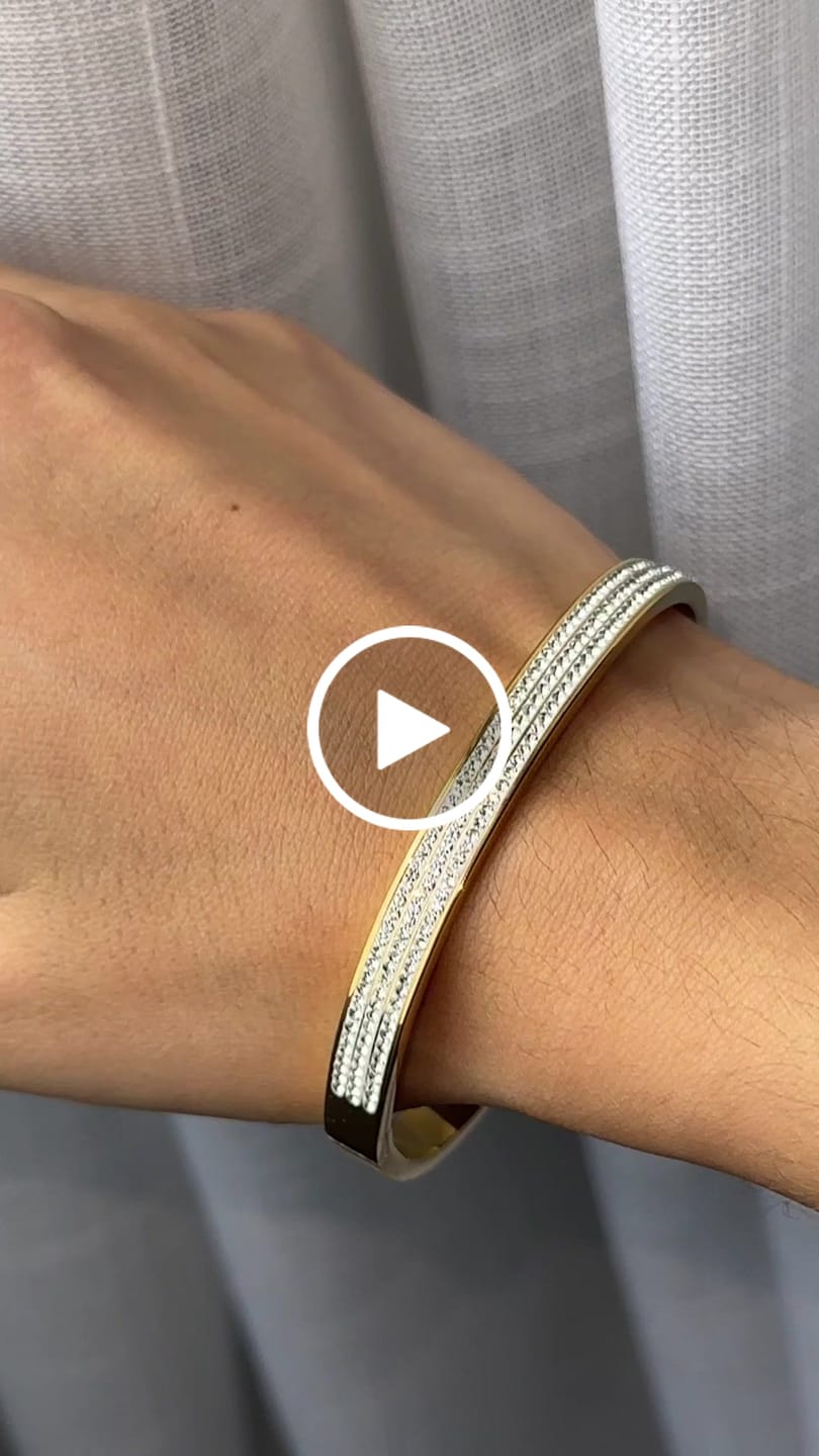 Customer video review of Bracelete Luxe Banhado em Ouro 18k
