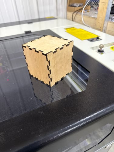 undefined review of Monport Effi10S Upgraded 100W CO2 Laser Engraver & Cutter with Autofocus image 1 out of 4