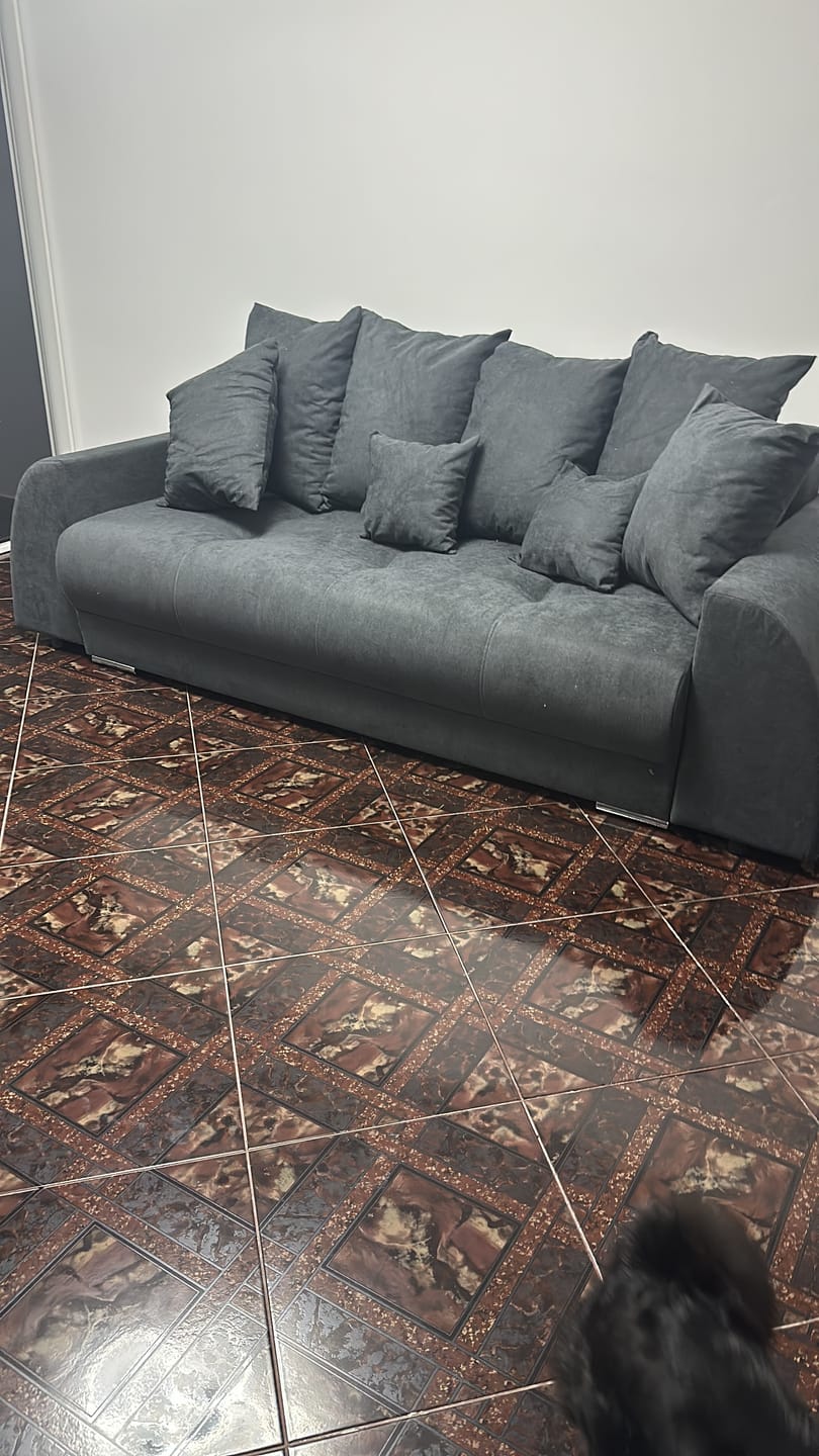 Customer photo review of Canapea extensibilă dumonde cu ladă de depozitare si sezut confortabil din spuma HR, Verona Graphite 260x100 cm