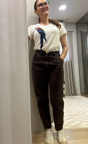 Alexandra B. review of Calça Jeans Slouchy Cacau Marrom Escuro image 1 out of 2