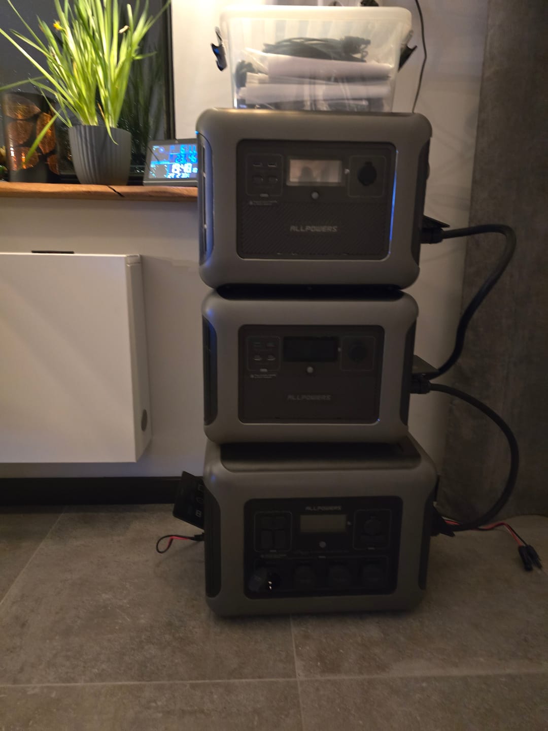Customer photo review of ALLPOWERS R2500 Portable Power Station 2500W 2016Wh LiFeP04 Battery