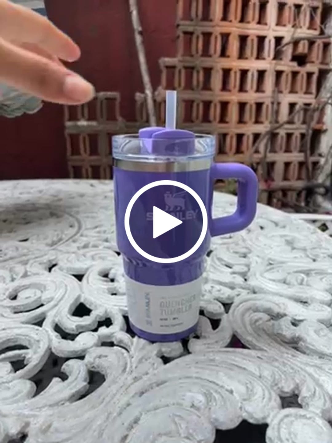 Customer video review of Stanley Quencher H2.0 Flowstate™ Tumbler Wonderland | 591ML
