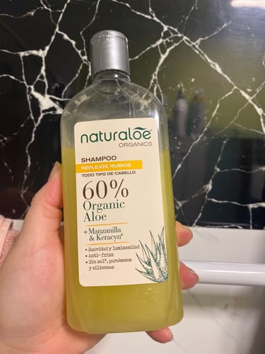 Customer photo review of Shampoo + Acondicionador Reflejos Rubios 350ml