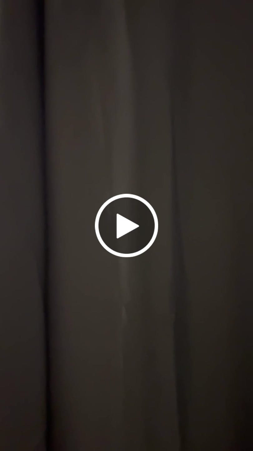 Customer video review of Classic Straight Abaya - Khadijah