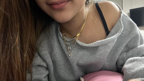 Customer photo review of Collar Cuatro Capas Con Zirconia