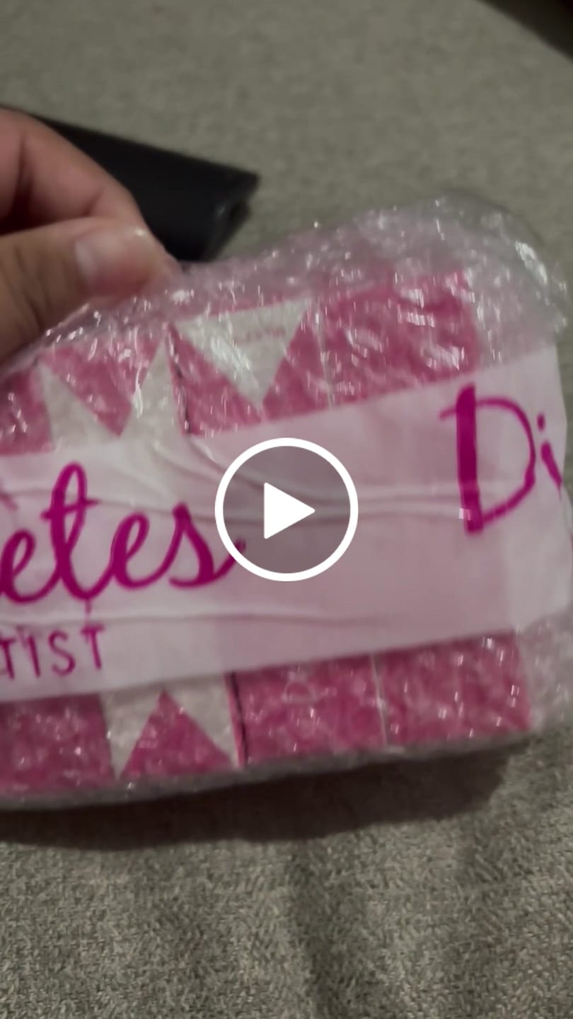 Customer video review of Primer Piel De Porcelana Diana Fletes