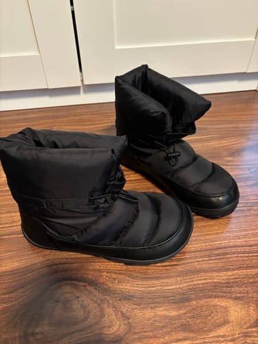 Customer photo review of Vaistoa Hellä -paljasjalkatalvikengät