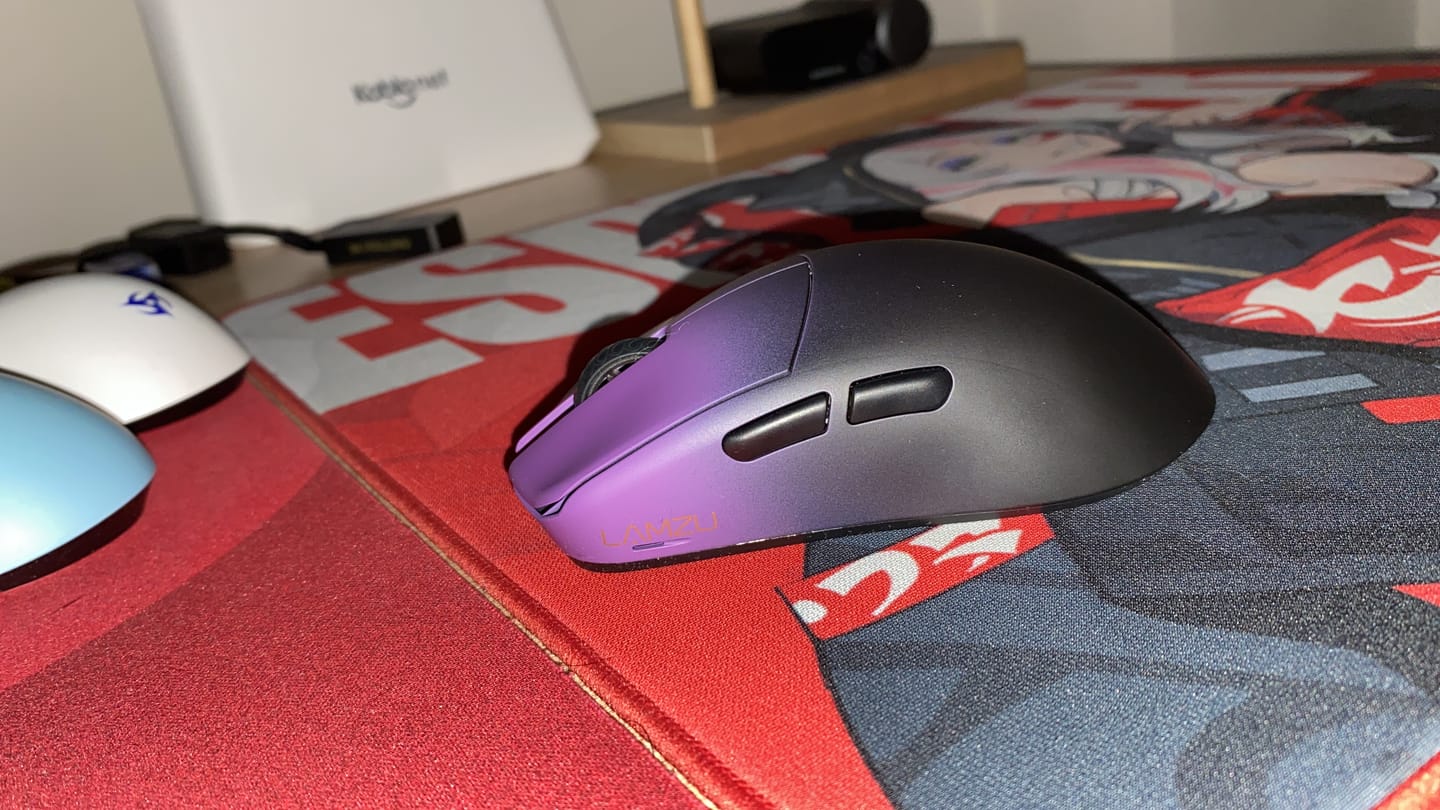 Customer photo review of Lamzu Maya X Wireless Mouse