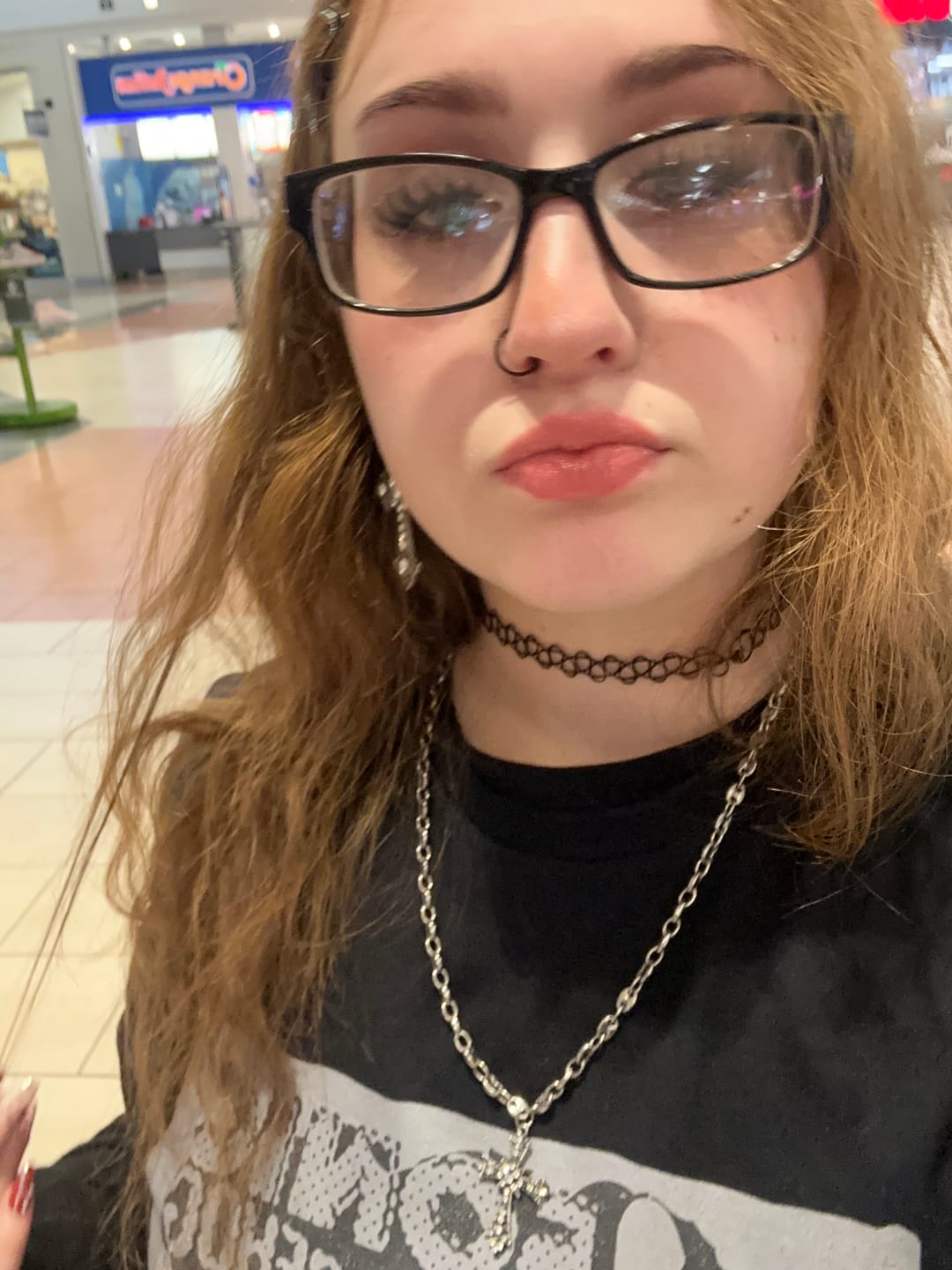 Customer photo review of 6MM MINI INFINITY CHAIN