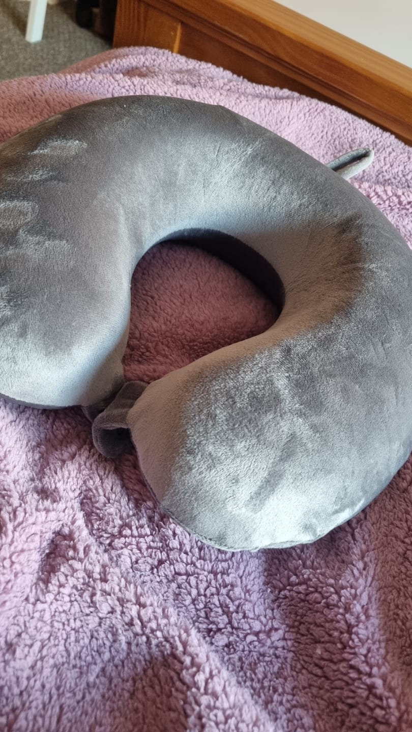 Customer photo review of Dark Grey Sleep Align Neck Pillow