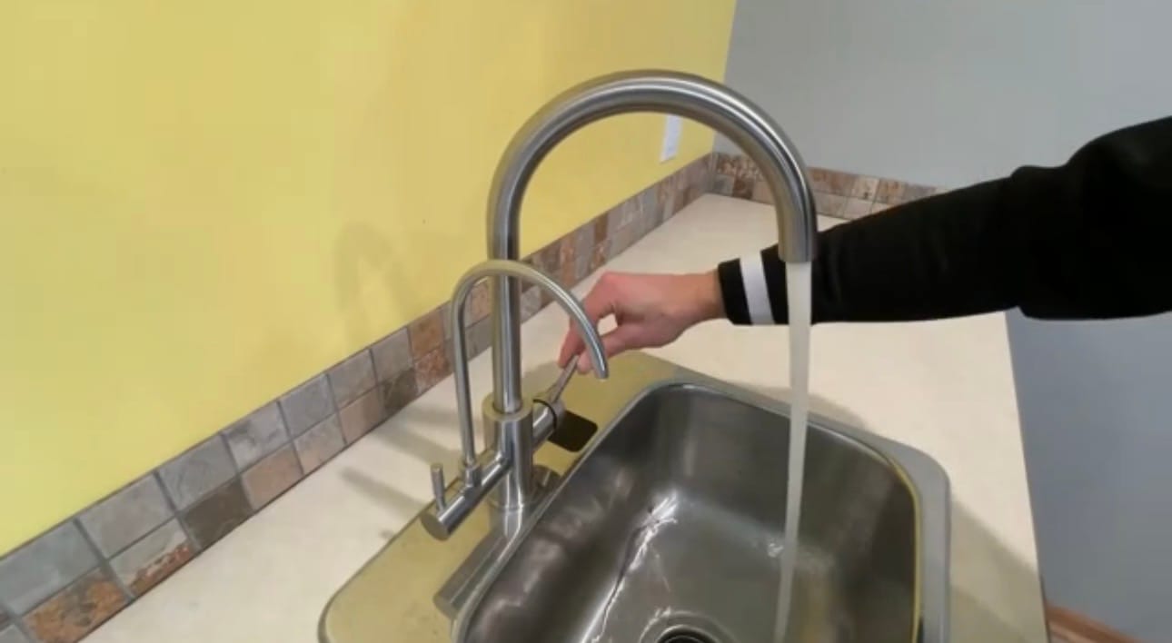 Customer photo review of Easiest to Install 800GPD Reverse Osmosis System, Under sink RO System-Glacierfresh U03