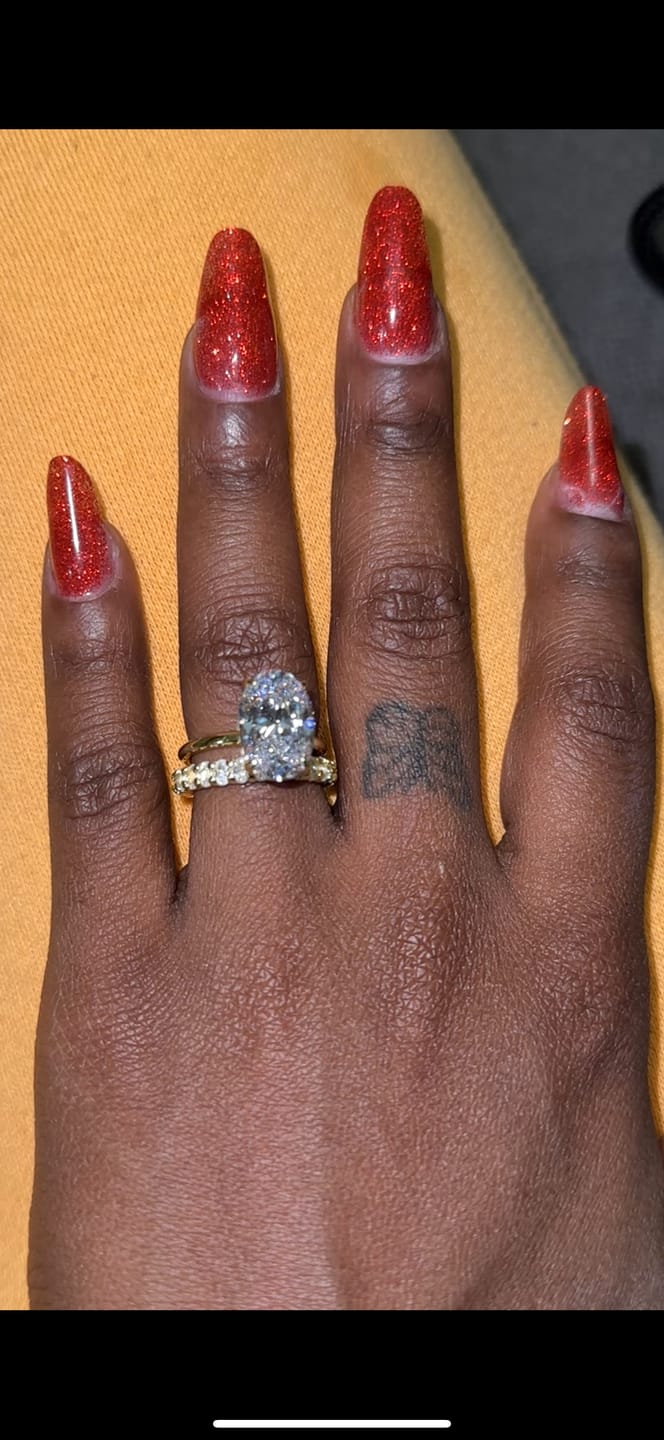 Customer photo review of S925 4.5Ct Luxury Oval Cut 2PC Wedding Ring Set In Sterling Silver Stackable Rings For Everyday Wear