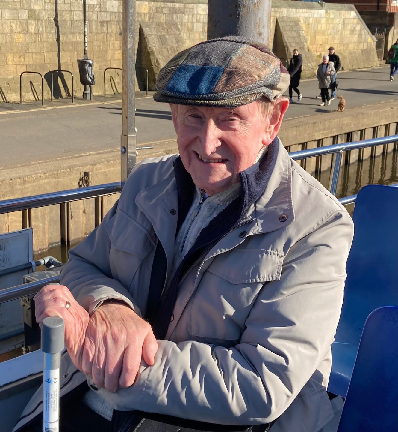 Customer photo review of Vintage Cap Patchwork Tweed