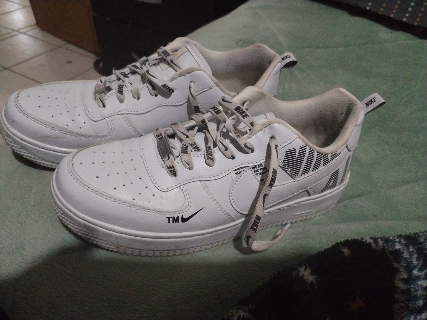 Customer photo review of Tenis 420 Blanco Negro Blanco