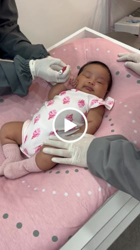 Customer video review of Newborn Blossom Crystal - GP (Piercing)