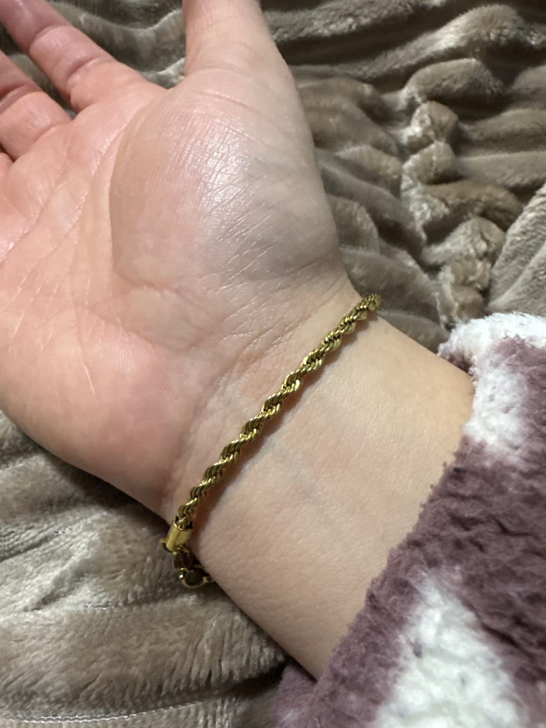 Customer photo review of Brazalete Maldivas Gold