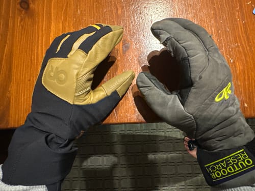 Customer photo review of Men's Extravert Gloves (Past Season)