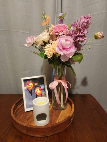 Customer photo review of Pastel Silk Flowers