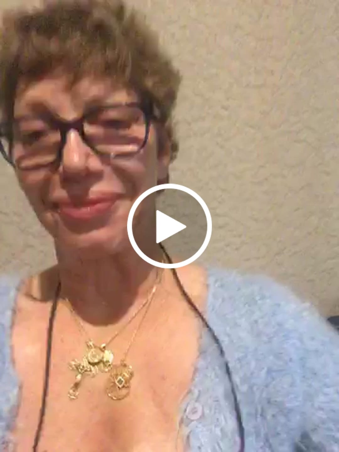 Customer video review of Tree of Life Necklace
