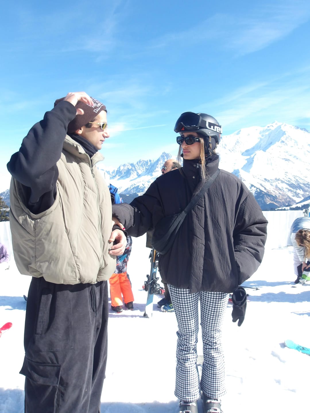 Customer photo review of Men's Black Waterproof Corduroy Batwing Sleeve Large Pocket Snow Jacket