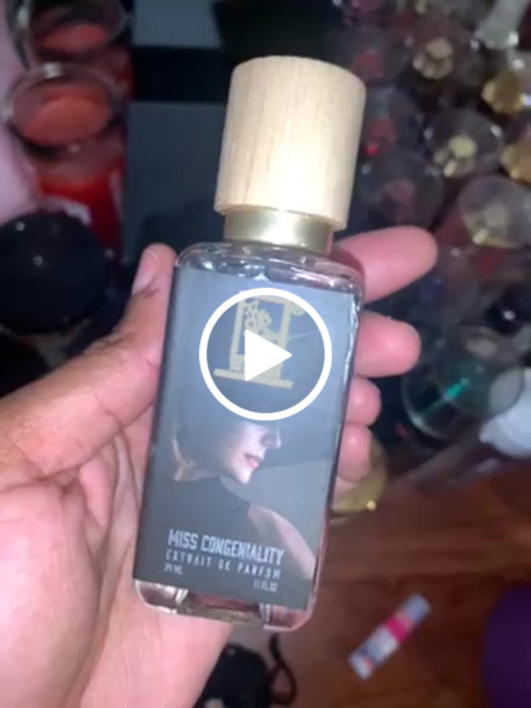 Customer video review of Miss Congeniality