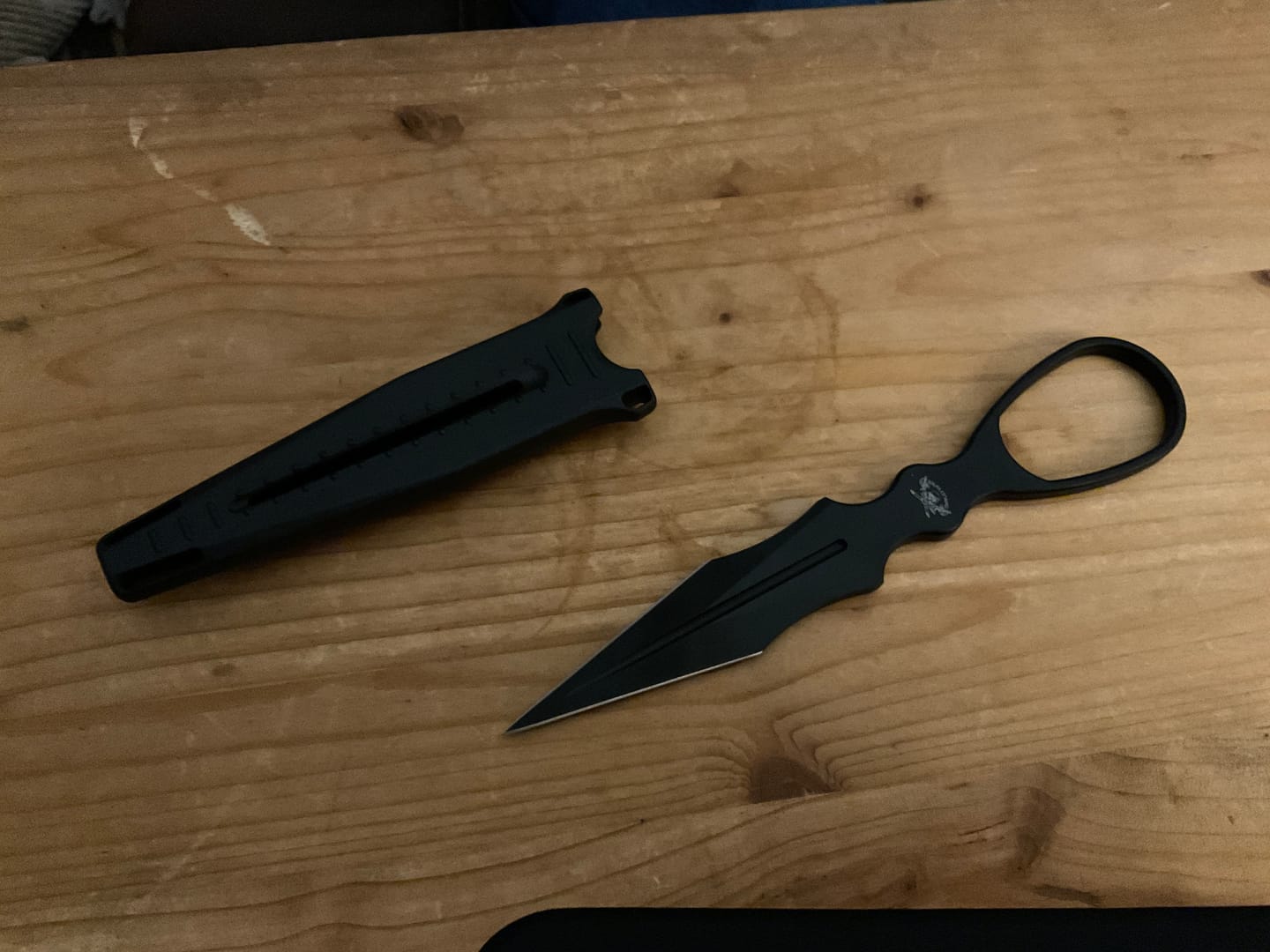 Customer photo review of Skallywag Aluminum Dagger (Not Trainer)
