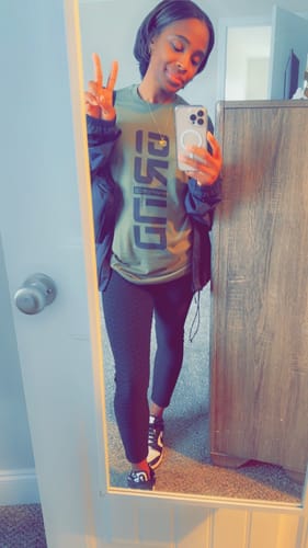 Customer photo review of Grind Tee