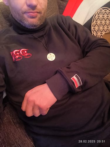 Customer photo review of Schwarzes Sweatshirt DR Stickerei, Deutsches Reich