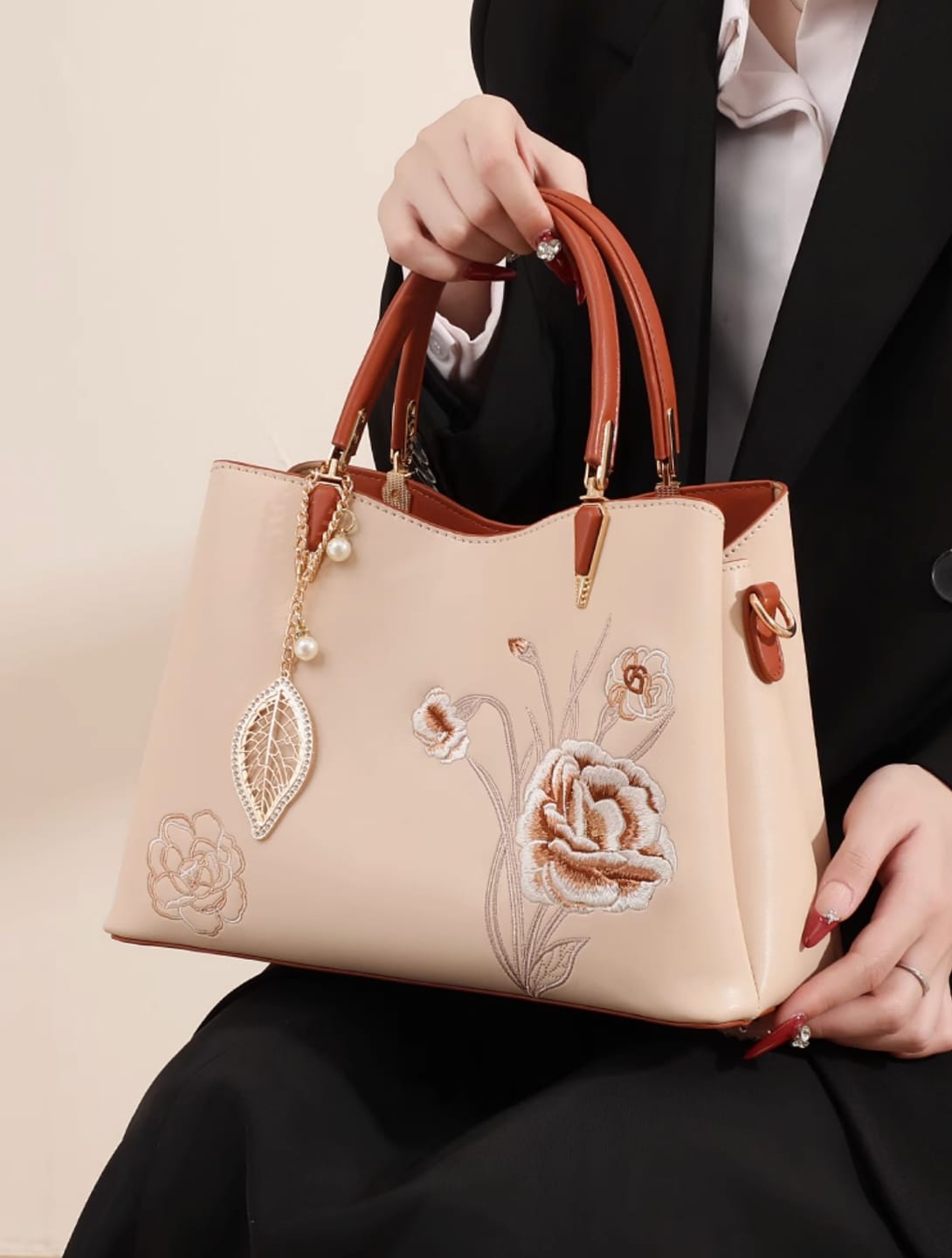 Customer photo review of Tang Red 28 Embroidered Peony Tote IV