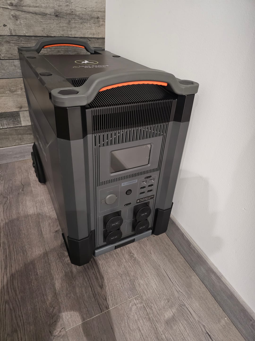 Customer photo review of ALLPOWERS R4000 Portable Power Station 4000W 3456Wh