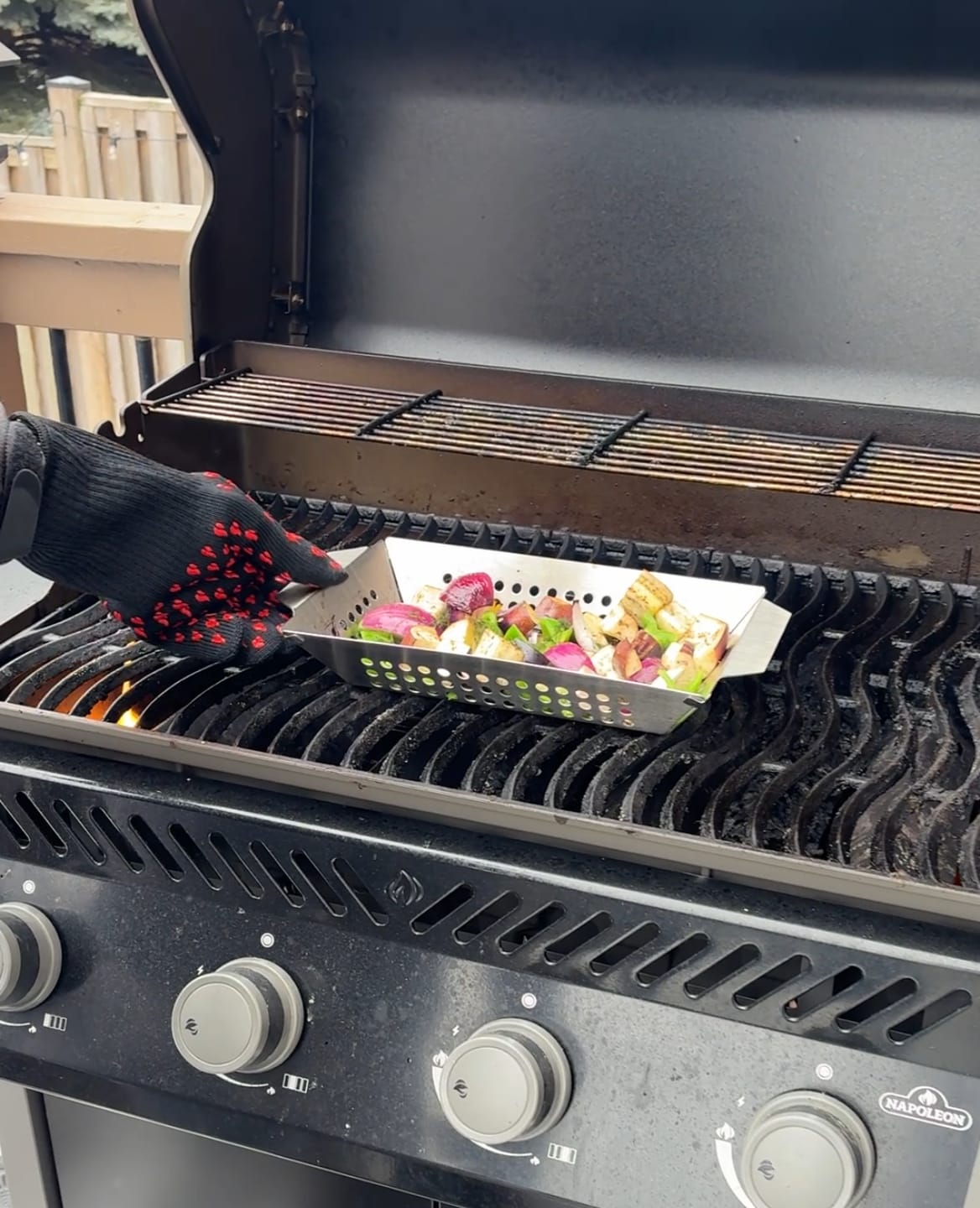 Customer photo review of Brander Butt Grabbin' Barbecue Gloves