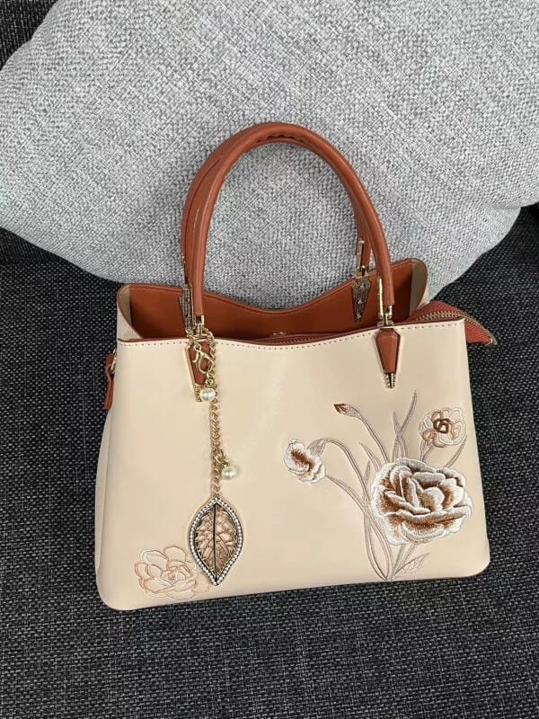 Customer photo review of Tang Red 28 Embroidered Peony Tote IV