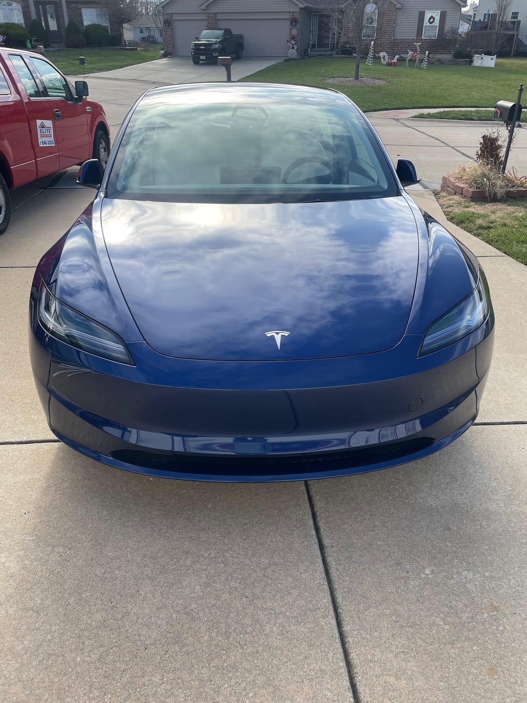Customer photo review of TPARTS Mud Flaps Splash Guards for Tesla Model 3 （Set of 4)