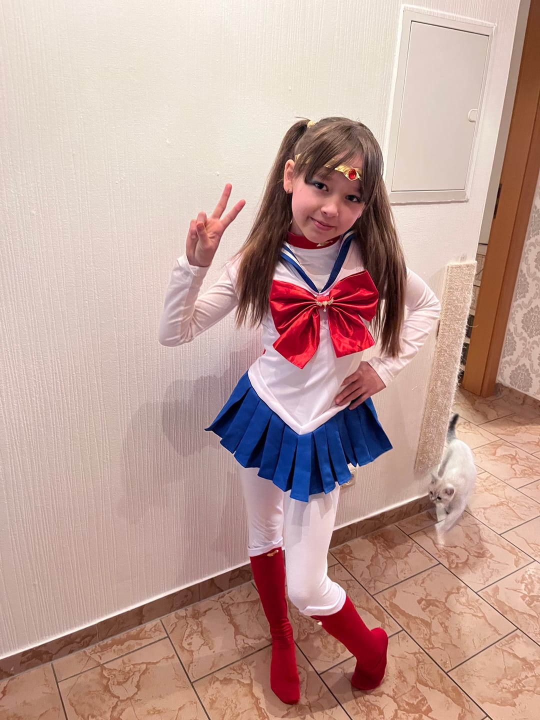 Customer photo review of Sailor Moon Kinder Tsukino Usagi Kostüm Mädchen Halloween Karneval Kostüm